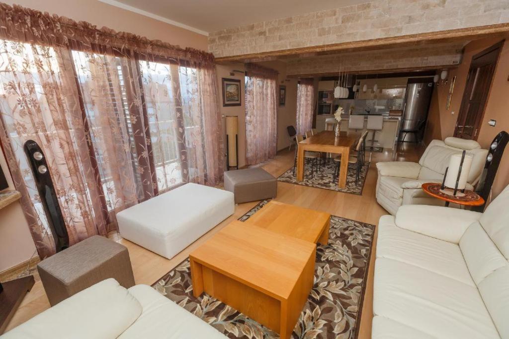 Luxury Apartments Near Bacvice Beach Split Exterior foto